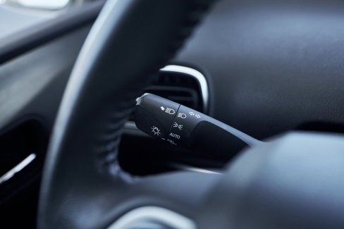 Used 2018 Toyota Prius Prime Premium image 36