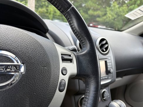 Used 2012 Nissan Rogue SL image 19