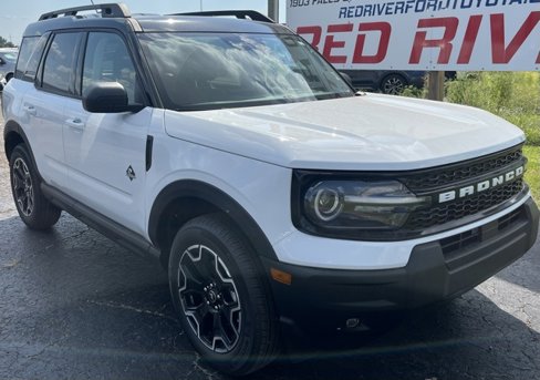 New 2025 Ford Bronco Sport Outer Banks image 2