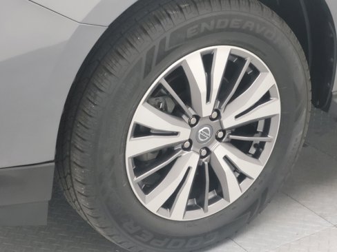 Used 2020 Nissan Pathfinder SL image 31