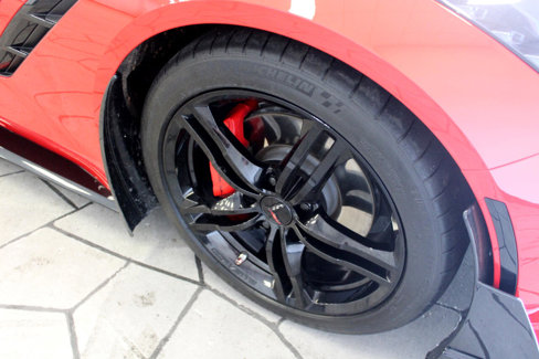 Used 2016 Chevrolet Corvette Stingray Convertible w/ 3LT Preferred Equipment Group image 20