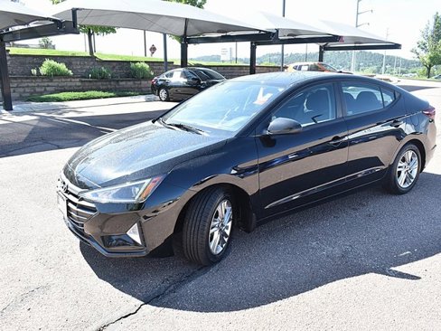 Used 2020 Hyundai Elantra SEL image 3