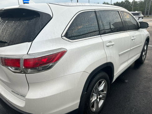 Used 2016 Toyota Highlander Limited image 3