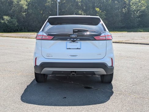 Certified 2024 Ford Edge SEL w/ Convenience Package image 5