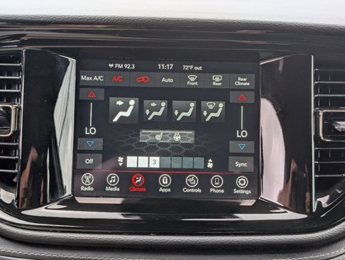 Used 2022 Dodge Durango GT image 24