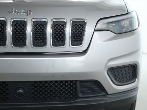 Used 2021 Jeep Cherokee Latitude image 7