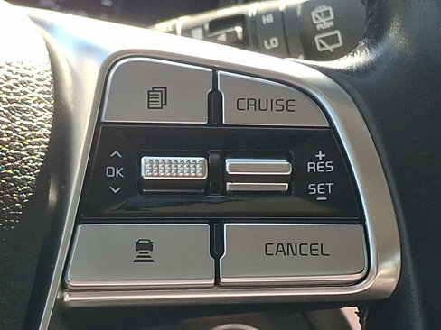Used 2020 Kia Telluride LX image 22