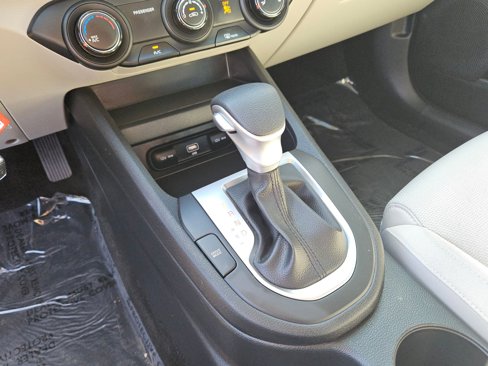 Used 2023 Kia Forte LXS image 13