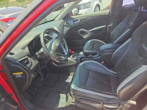 Used 2013 Hyundai Veloster Turbo image 11