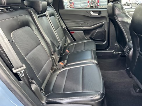 Used 2023 Ford Escape Platinum image 21