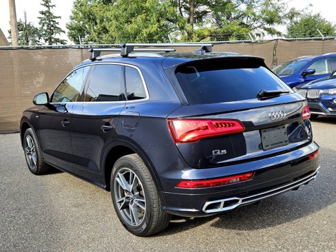 Used 2020 Audi Q5 e Premium w/ Convenience Package image 4