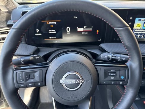Used 2025 Nissan Kicks SR w/ SR Premium Package image 25