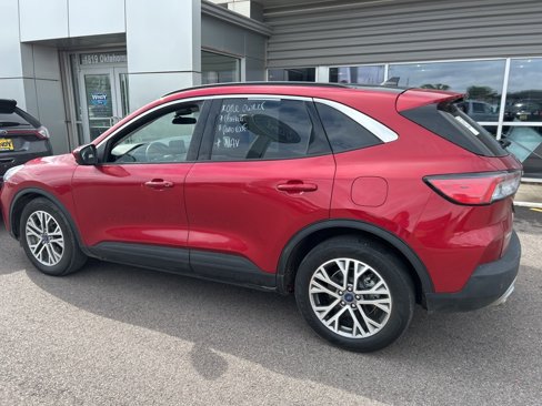 Used 2022 Ford Escape SEL image 2