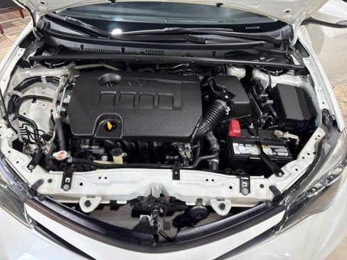 Used 2019 Toyota Corolla SE w/ SE Premium Package image 13