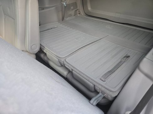 Used 2017 Toyota Highlander XLE image 9