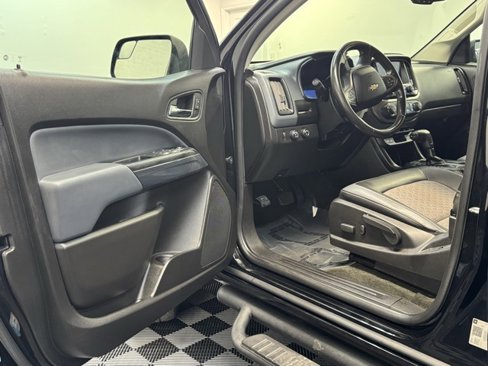 Used 2018 Chevrolet Colorado Z71 image 11