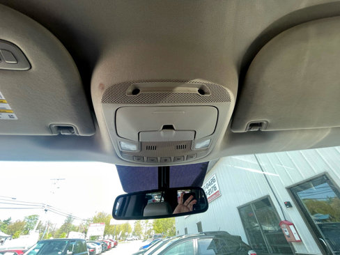 Used 2018 Ford Expedition Max XLT w/ Equipment Group 202A image 18
