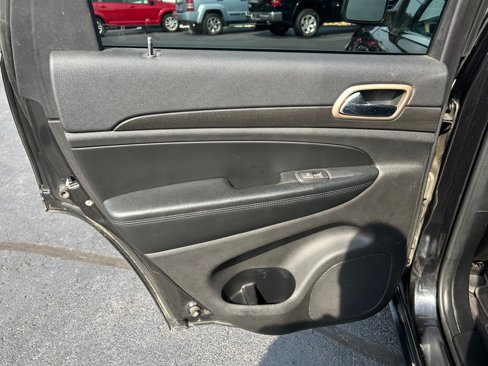 Used 2015 Jeep Grand Cherokee Laredo w/ Quick Order Package 23E image 16