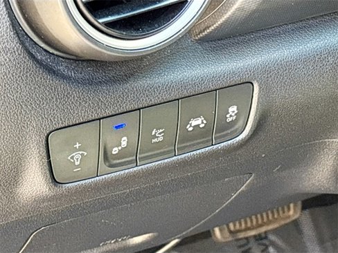 Used 2020 Hyundai Kona Ultimate image 10