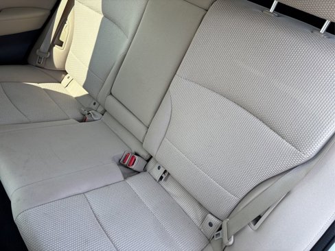 Used 2019 Subaru Outback 2.5i Premium image 10