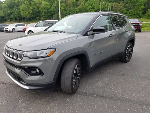 Certified 2022 Jeep Compass Limited image 5