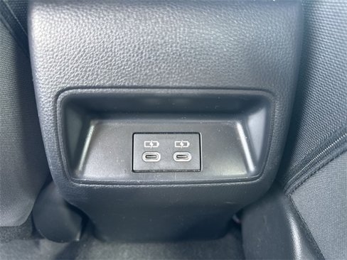 Used 2023 Toyota Corolla LE image 24