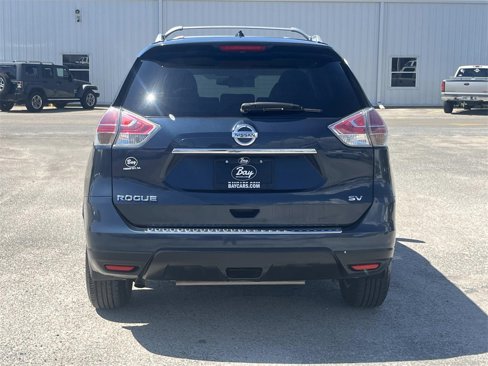 Used 2015 Nissan Rogue SV image 4