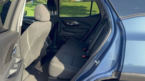 Used 2024 GMC Terrain SLE image 13
