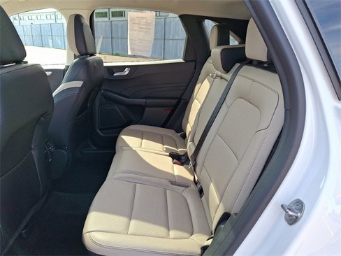 Used 2022 Ford Escape SEL w/ Technology Package image 10