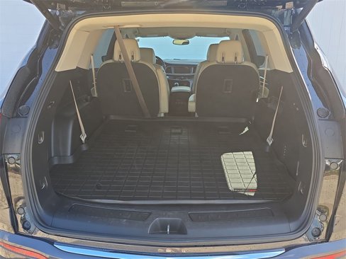 Certified 2018 Buick Enclave Essence image 27