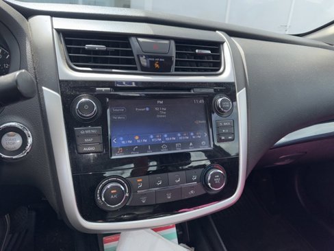 Used 2018 Nissan Altima 2.5 SR w/ SR Special Edition image 2