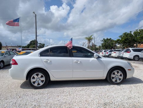 Used 2008 Kia Optima LX image 4