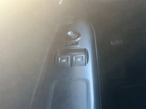 Used 2021 Chevrolet Colorado LT w/ Fleet Safety Package image 25