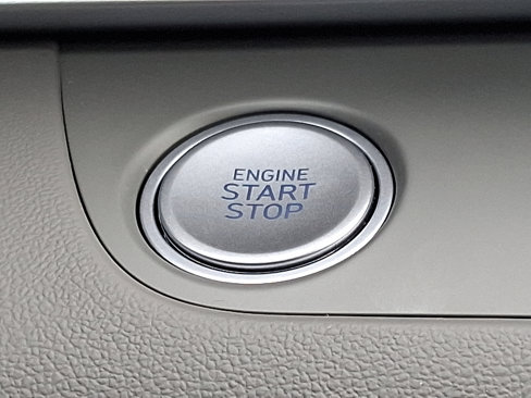 Used 2025 Hyundai Elantra SEL image 24