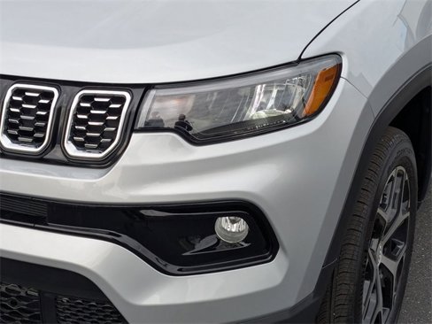 New 2024 Jeep Compass Limited image 12