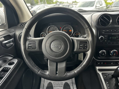 Used 2014 Jeep Compass Latitude image 24