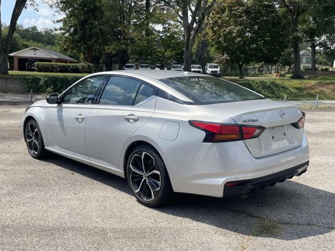 Used 2024 Nissan Altima 2.5 SR image 3