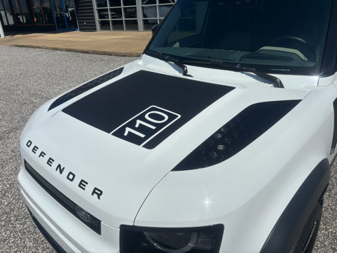Used 2023 Land Rover Defender 110 X-Dynamic SE image 39