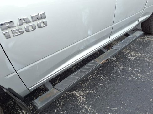 Used 2017 RAM 1500 Express image 6