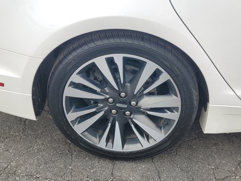 Used 2020 Lincoln MKZ Reserve w/ Elements Package image 7