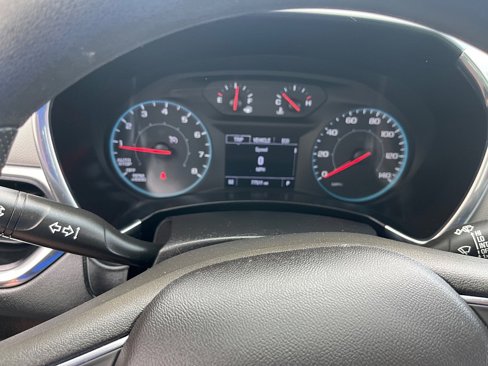 Used 2019 Chevrolet Equinox LS image 28