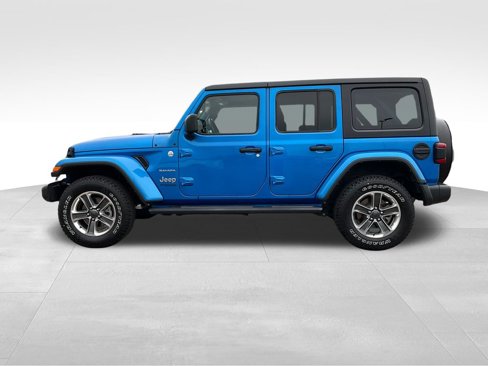 Used 2021 Jeep Wrangler Unlimited Sahara w/ Dual Top Group image 34