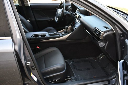 Used 2018 Lexus IS 300 image 41