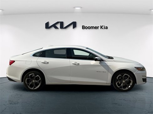 Used 2024 Chevrolet Malibu LT image 4