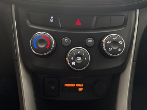 Used 2019 Chevrolet Trax LS image 15