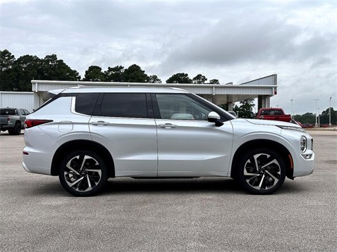 Used 2022 Mitsubishi Outlander SEL image 9