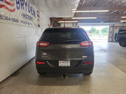 Used 2014 Jeep Cherokee Latitude image 4