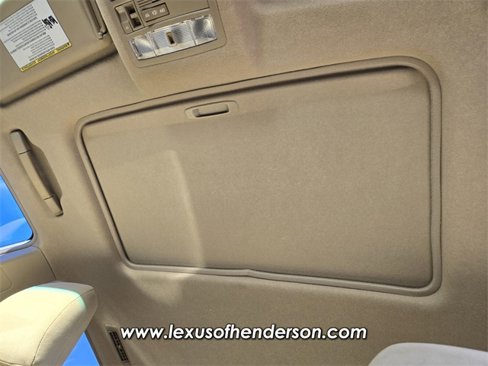 Used 2010 Toyota Highlander 2WD image 12