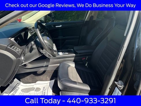 Certified 2018 Ford Fusion SE w/ Equipment Group 201A image 12