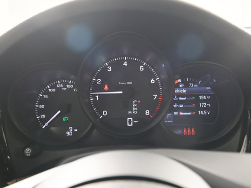 New 2025 Porsche Macan image 18